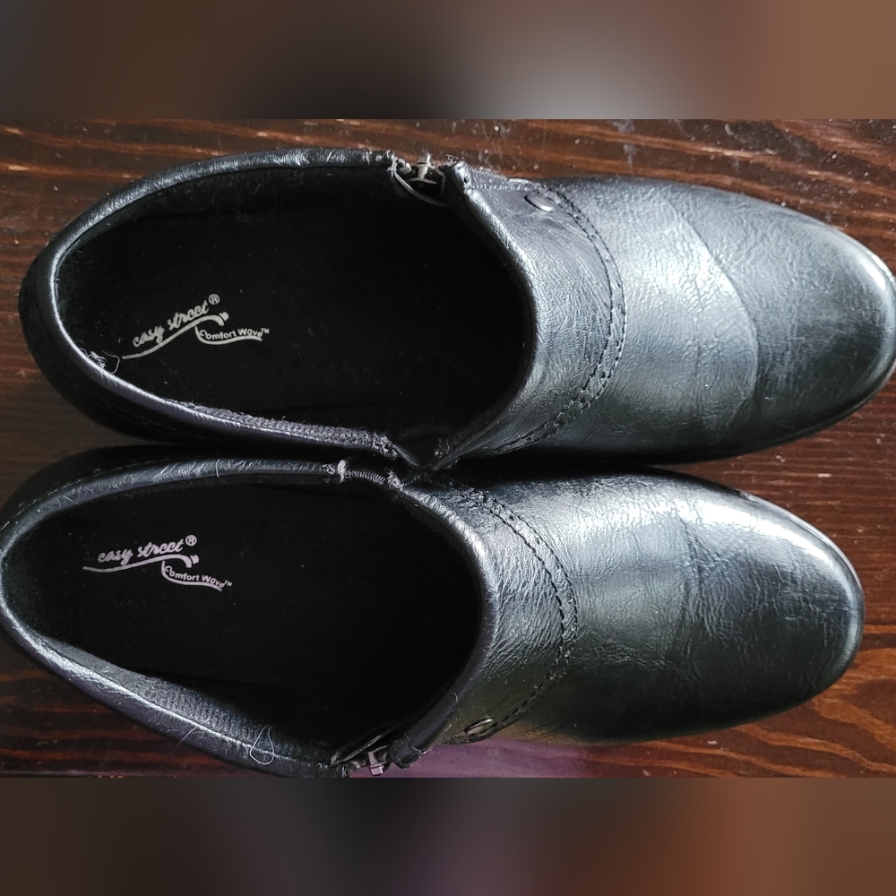 Easy Street Comfort Wave Darcy boot